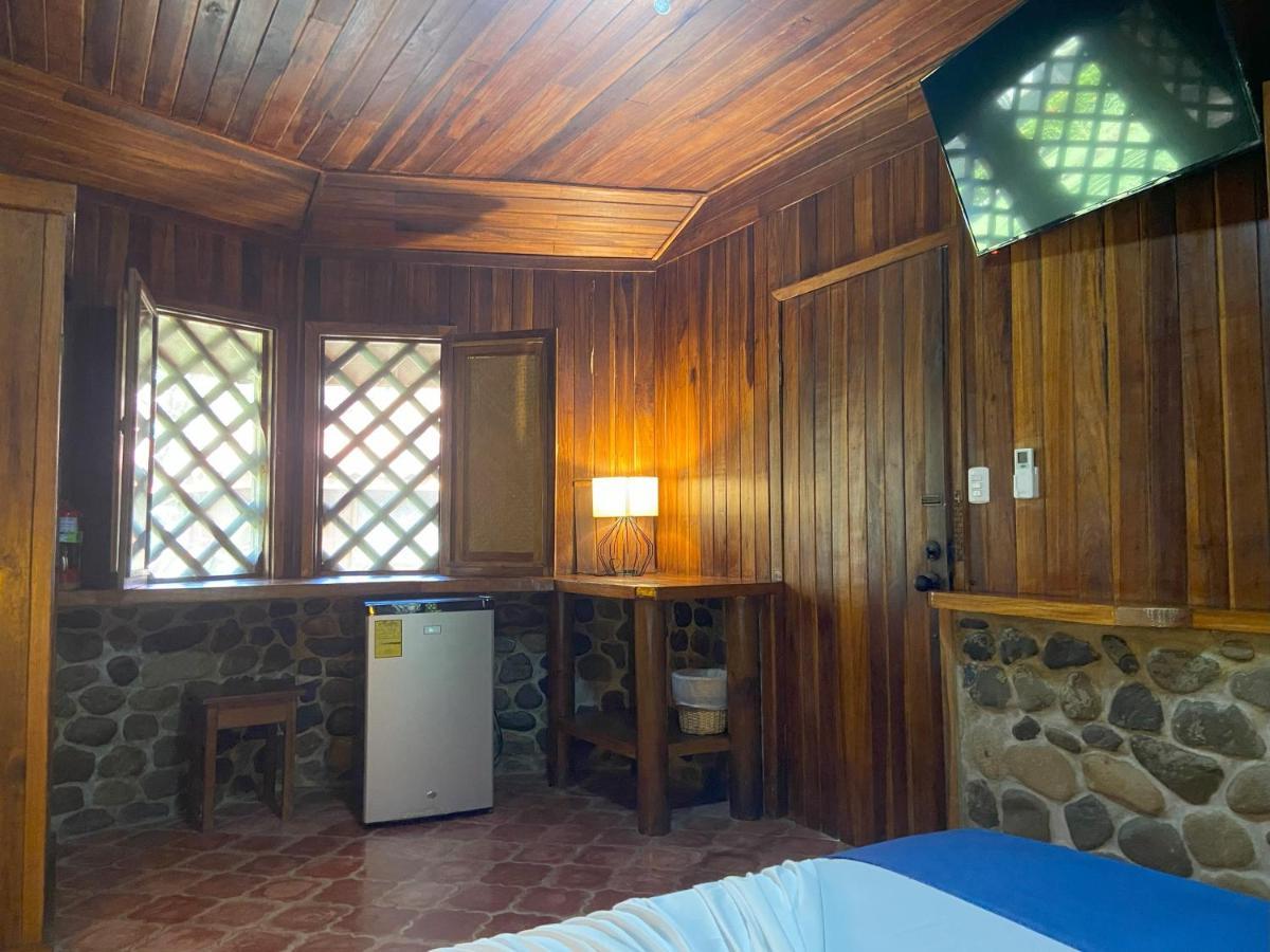 Bungalows Malu Cahuita Exteriör bild
